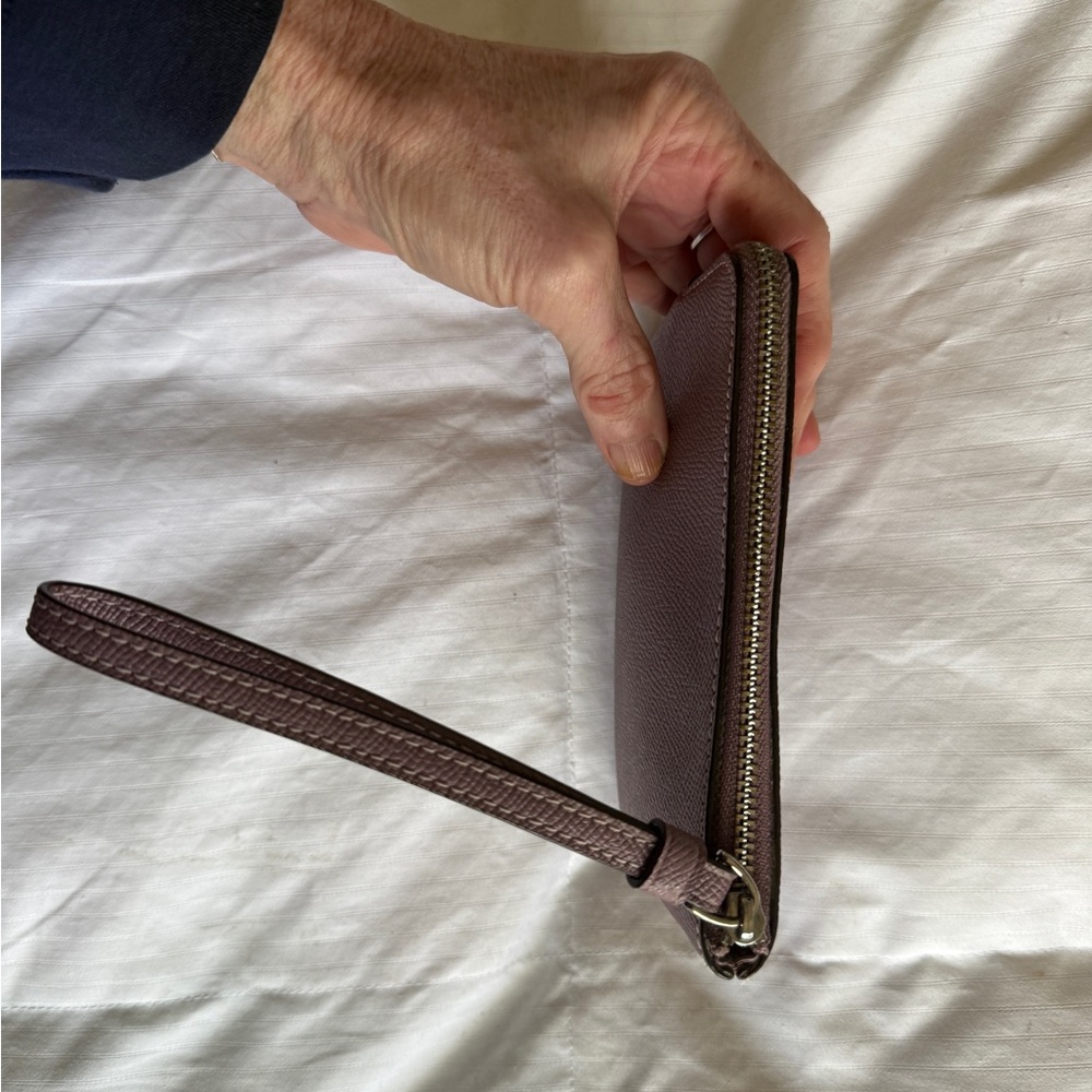Coach Mauve Corner Zip Wristlet | OS - Picture 7 of 9